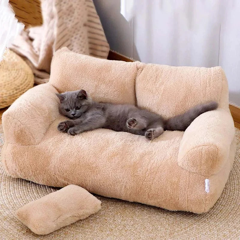 Cozy Cat Bed for Winter Comfort – Plush Design for Cats and Small Dogs 1