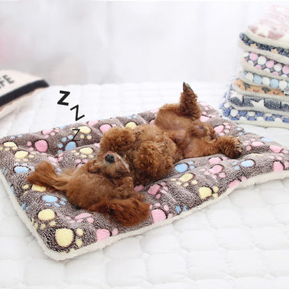 Cozy Dog Blanket for Couch – Soft, Stylish Pet Blanket, Machine Washable, Multiple Sizes Available 4