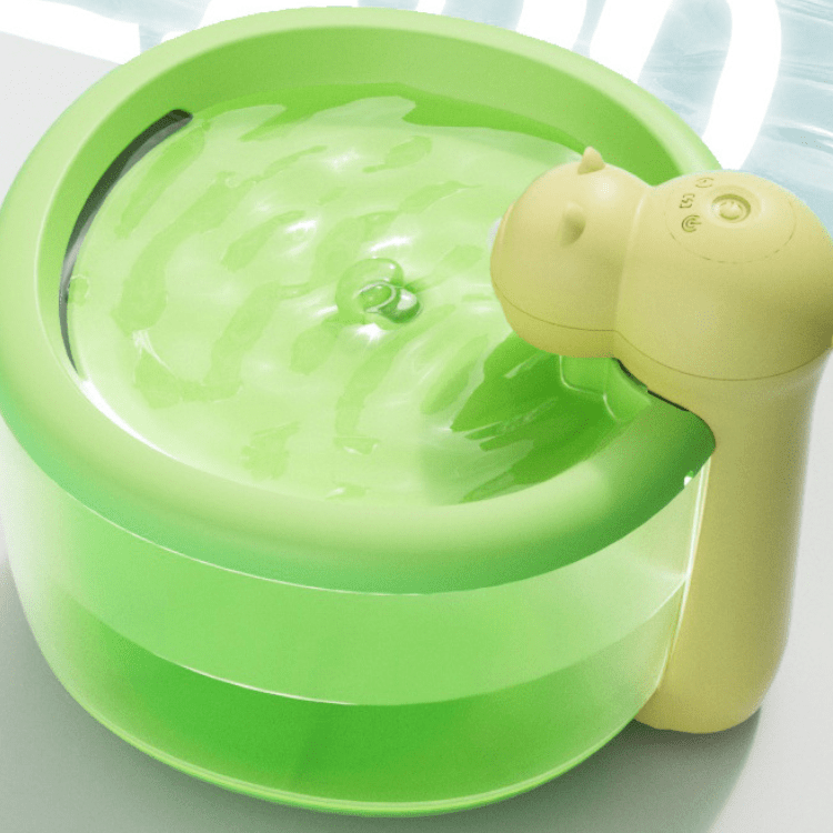 Quiet Water Fountain for Cats – Automatic Hydration Solution with Silent Operation 1