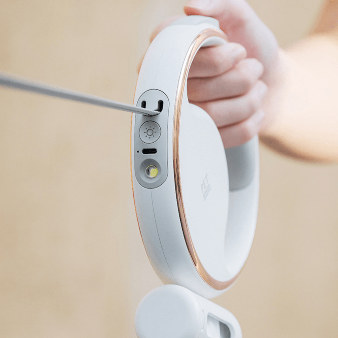 USB Rechargeable Dog Leash with Built-in Flashlight and Poop Bag Holder – 3 Meters Long 3